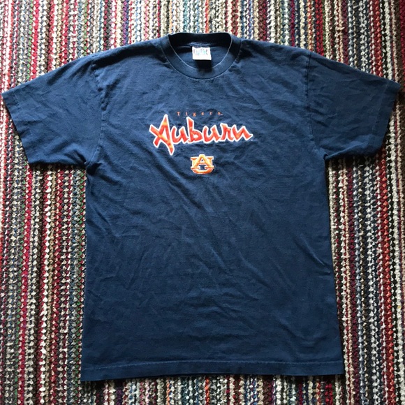 🔥🐅 Vintage Auburn Tigers Stitched Emblem Tee - Picture 2 of 8